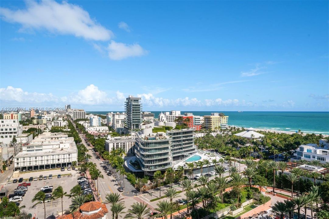 For Sale: $4,999,999 (3 beds, 2 baths, 2340 Square Feet)