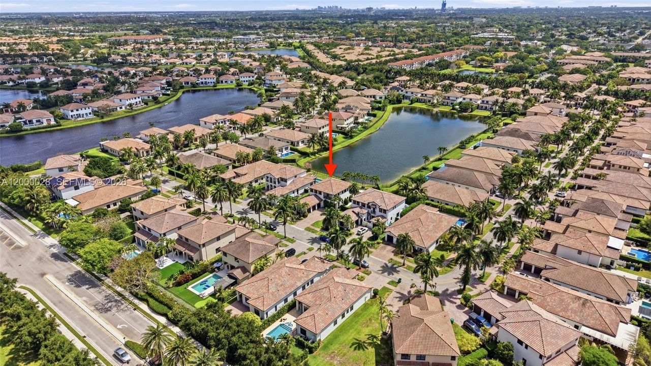 Recently Sold: $1,400,000 (4 beds, 3 baths, 3130 Square Feet)