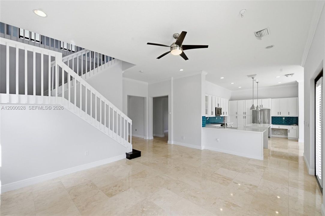 Recently Sold: $1,400,000 (4 beds, 3 baths, 3130 Square Feet)