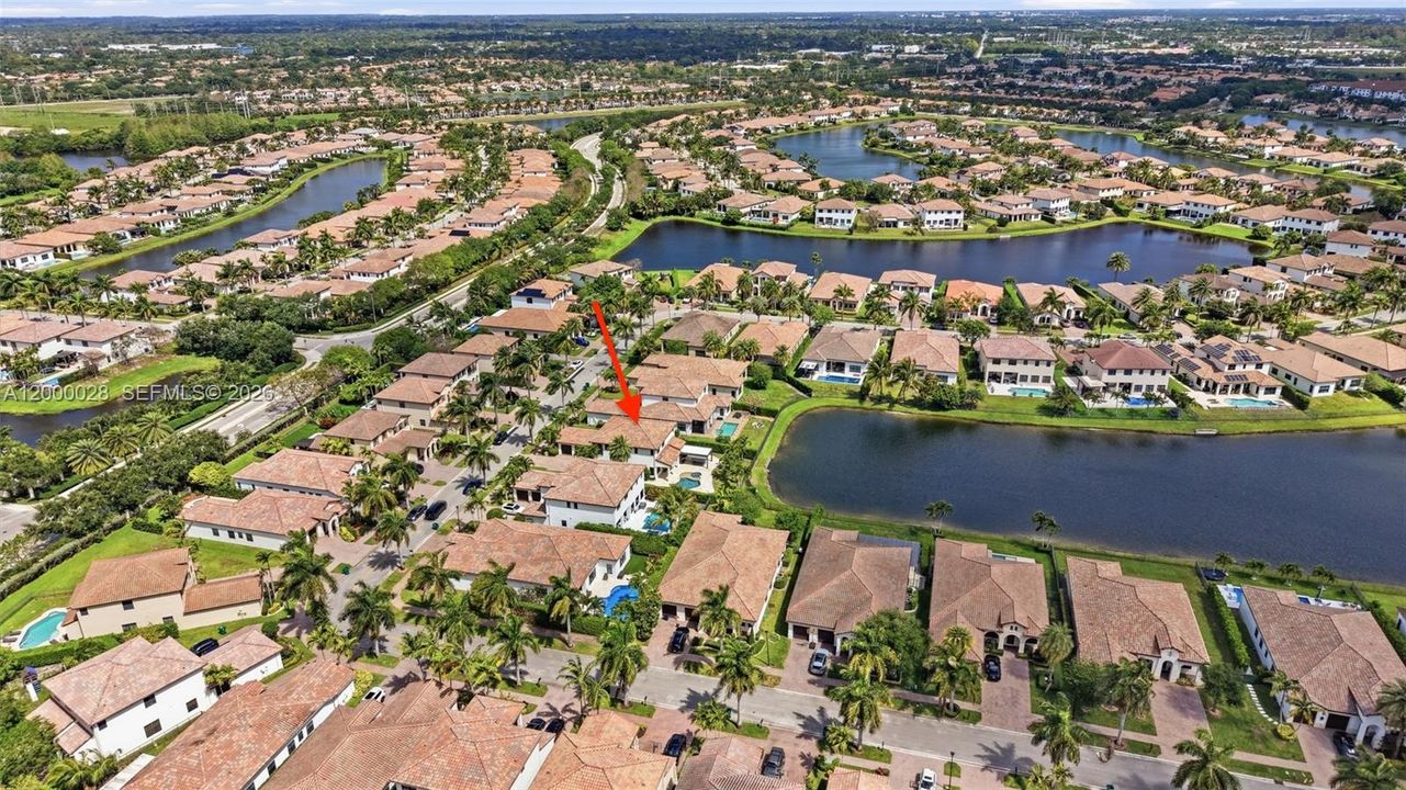 Recently Sold: $1,400,000 (4 beds, 3 baths, 3130 Square Feet)