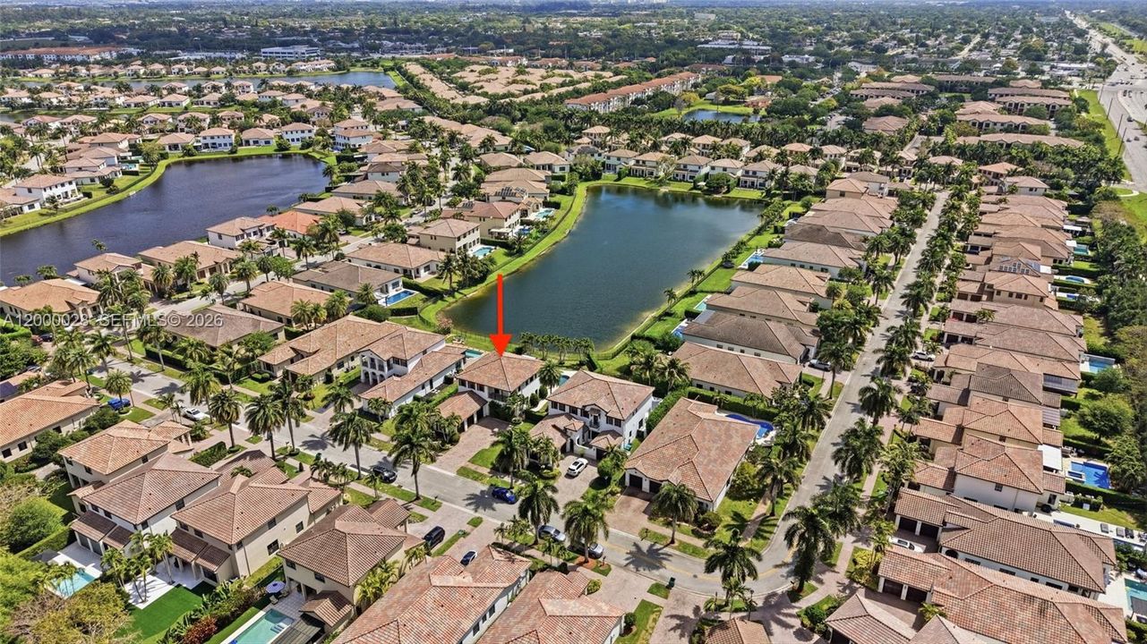 Recently Sold: $1,400,000 (4 beds, 3 baths, 3130 Square Feet)