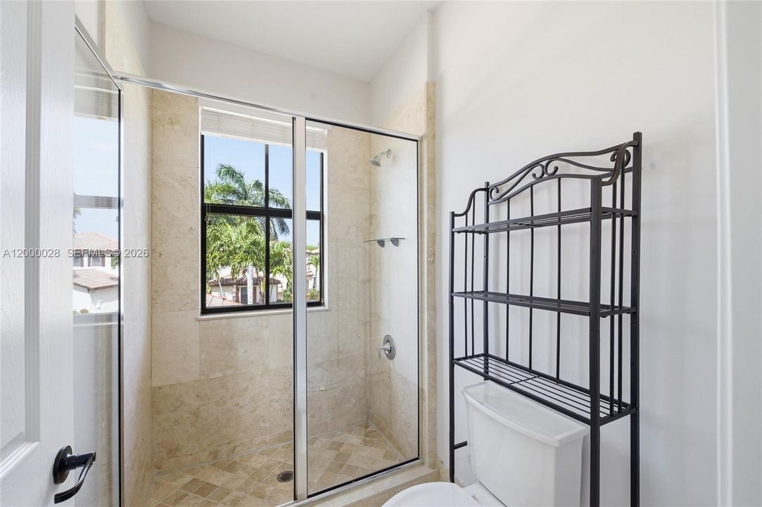 Recently Sold: $1,400,000 (4 beds, 3 baths, 3130 Square Feet)