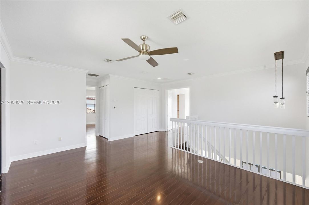 Recently Sold: $1,400,000 (4 beds, 3 baths, 3130 Square Feet)