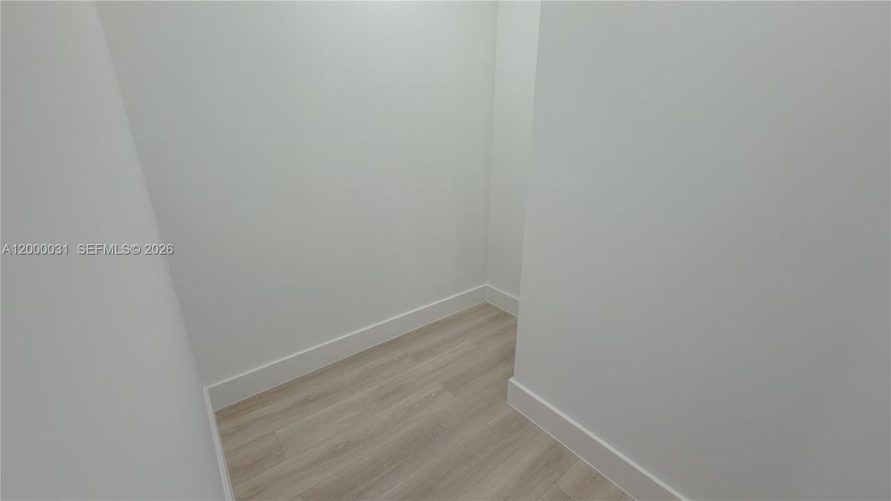 На продажу: $355,000 (3 спален, 2 ванн, 0 Квадратных фут)