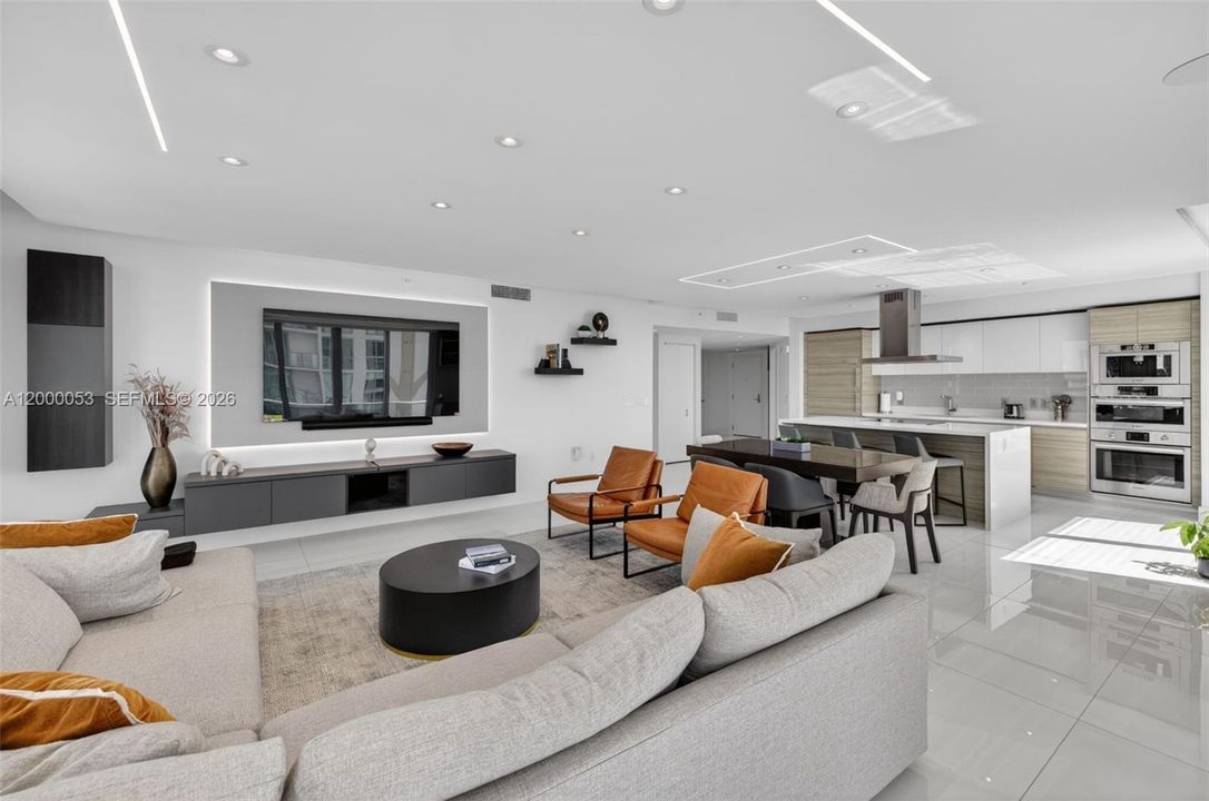For Sale: $1,399,000 (3 beds, 3 baths, 1892 Square Feet)