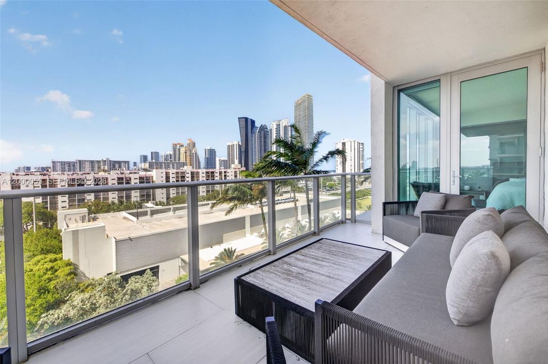For Sale: $1,399,000 (3 beds, 3 baths, 1892 Square Feet)