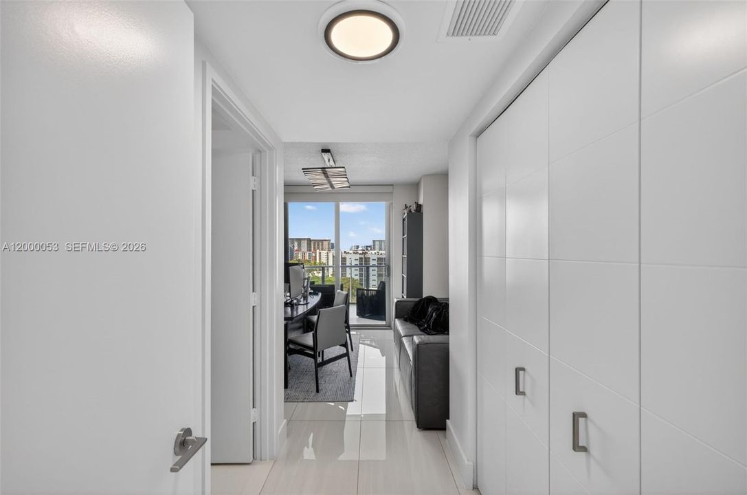 For Sale: $1,399,000 (3 beds, 3 baths, 1892 Square Feet)