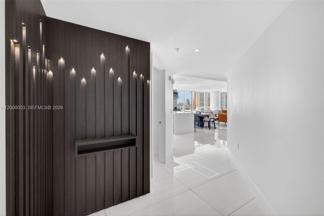 For Sale: $1,399,000 (3 beds, 3 baths, 1892 Square Feet)