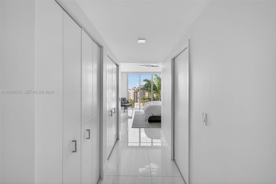 For Sale: $1,399,000 (3 beds, 3 baths, 1892 Square Feet)
