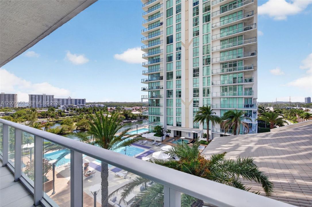For Sale: $1,399,000 (3 beds, 3 baths, 1892 Square Feet)