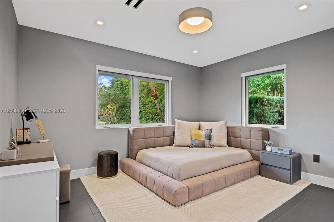For Sale: $7,300,000 (4 beds, 3 baths, 3180 Square Feet)