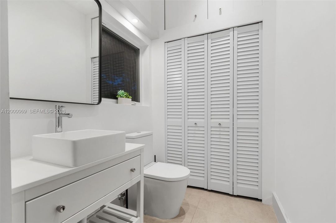 For Sale: $7,300,000 (4 beds, 3 baths, 3180 Square Feet)