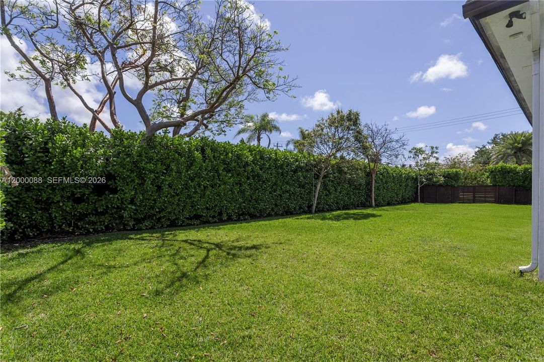 En Venta: $2,760,000 (5 camas, 5 baños, 4017 Pies cuadrados)