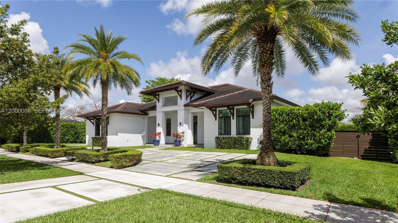 En Venta: $2,760,000 (5 camas, 5 baños, 4017 Pies cuadrados)