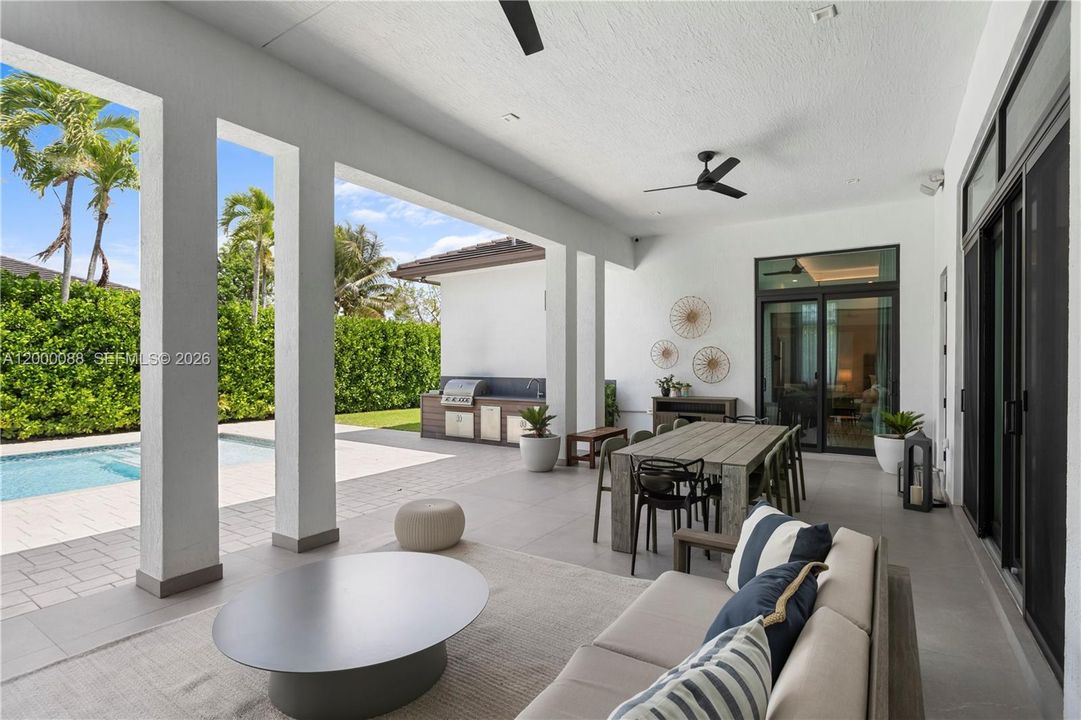 En Venta: $2,760,000 (5 camas, 5 baños, 4017 Pies cuadrados)