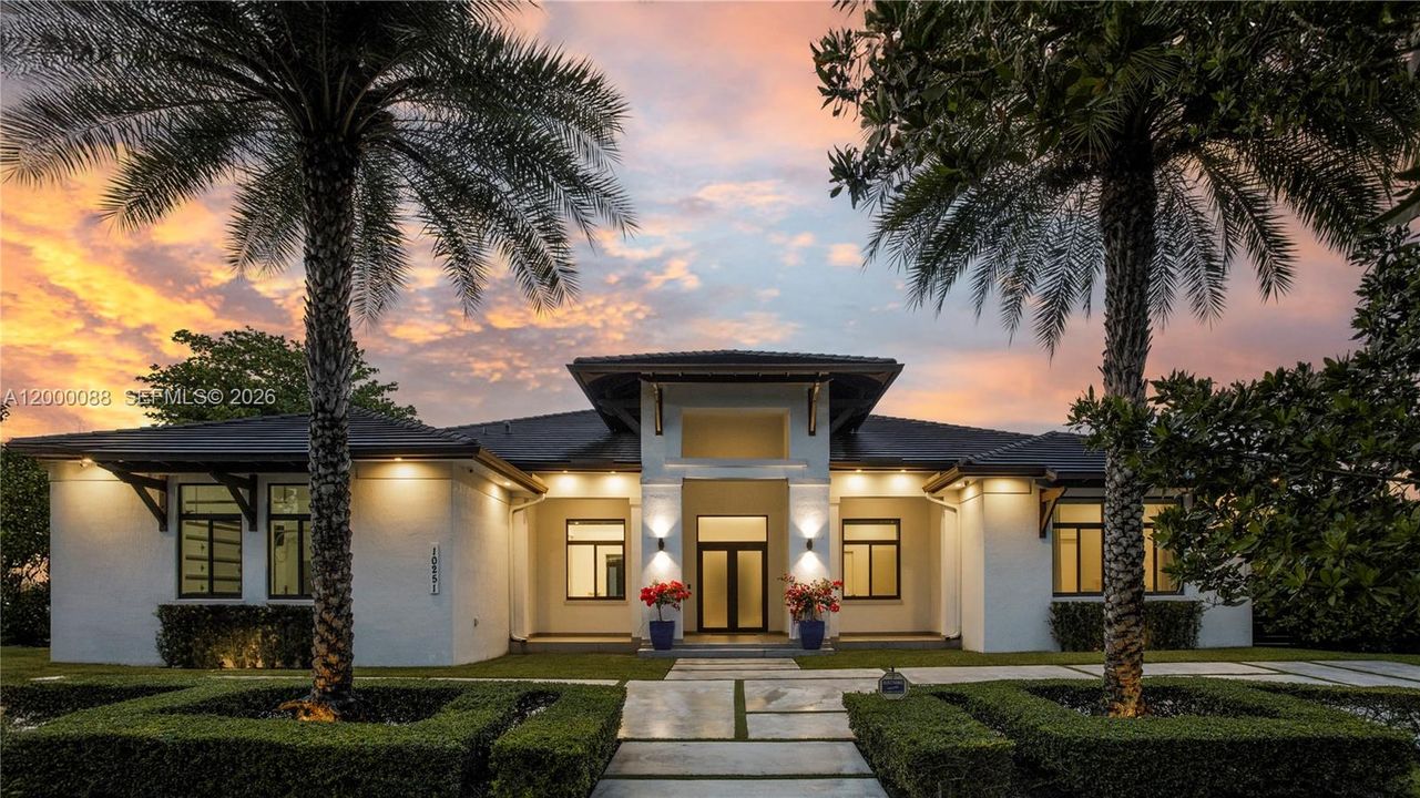 En Venta: $2,760,000 (5 camas, 5 baños, 4017 Pies cuadrados)