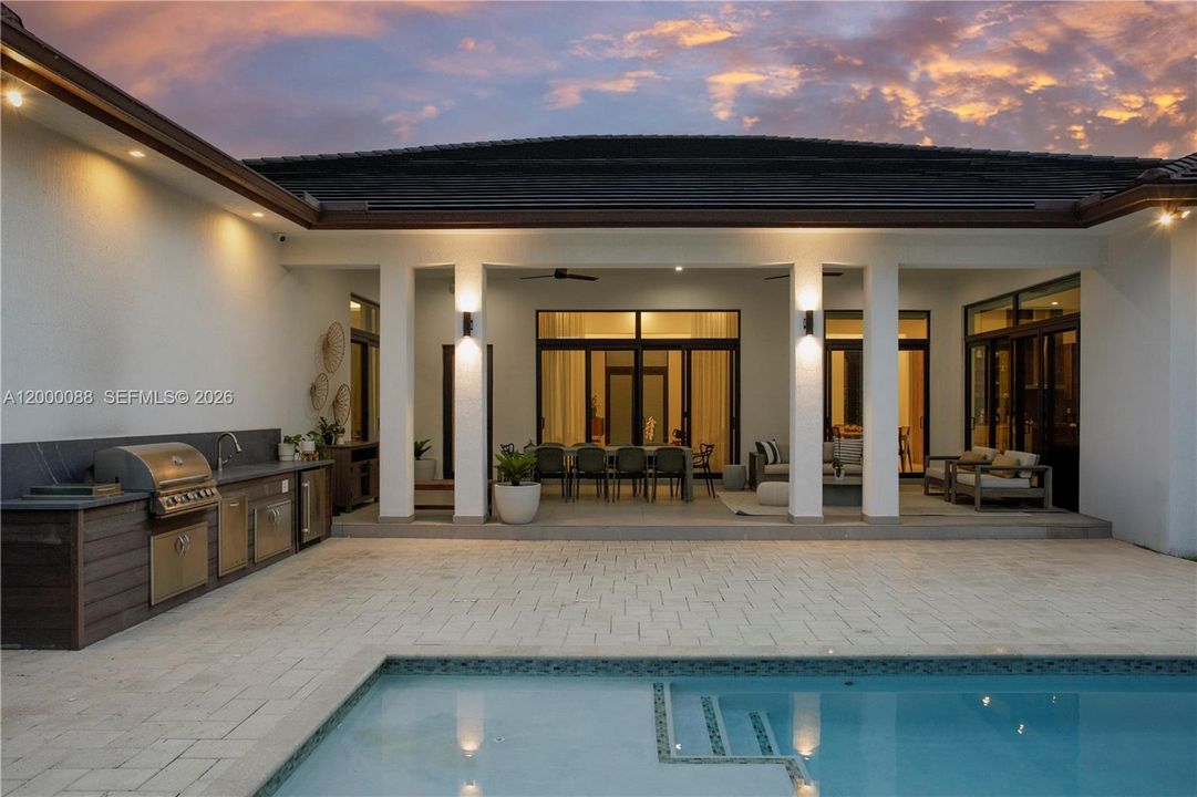 En Venta: $2,760,000 (5 camas, 5 baños, 4017 Pies cuadrados)