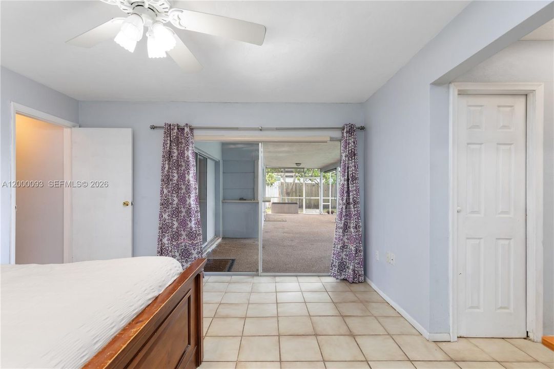 Active With Contract: $458,921 (2 beds, 2 baths, 1322 Square Feet)
