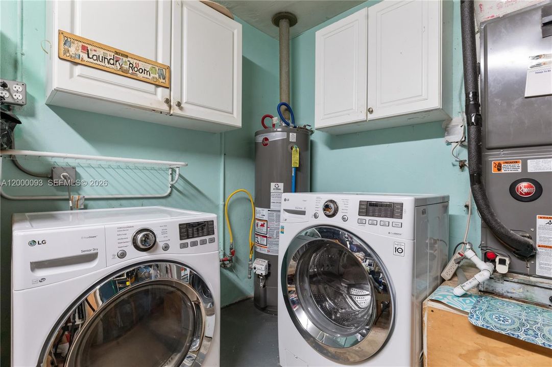 Active With Contract: $458,921 (2 beds, 2 baths, 1322 Square Feet)