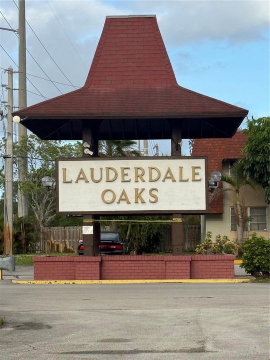 For Sale: $75,000 (1 beds, 1 baths, 768 Square Feet)