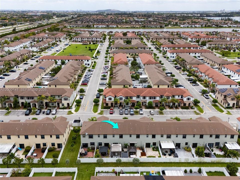 En Venta: $505,000 (3 camas, 2 baños, 1650 Pies cuadrados)