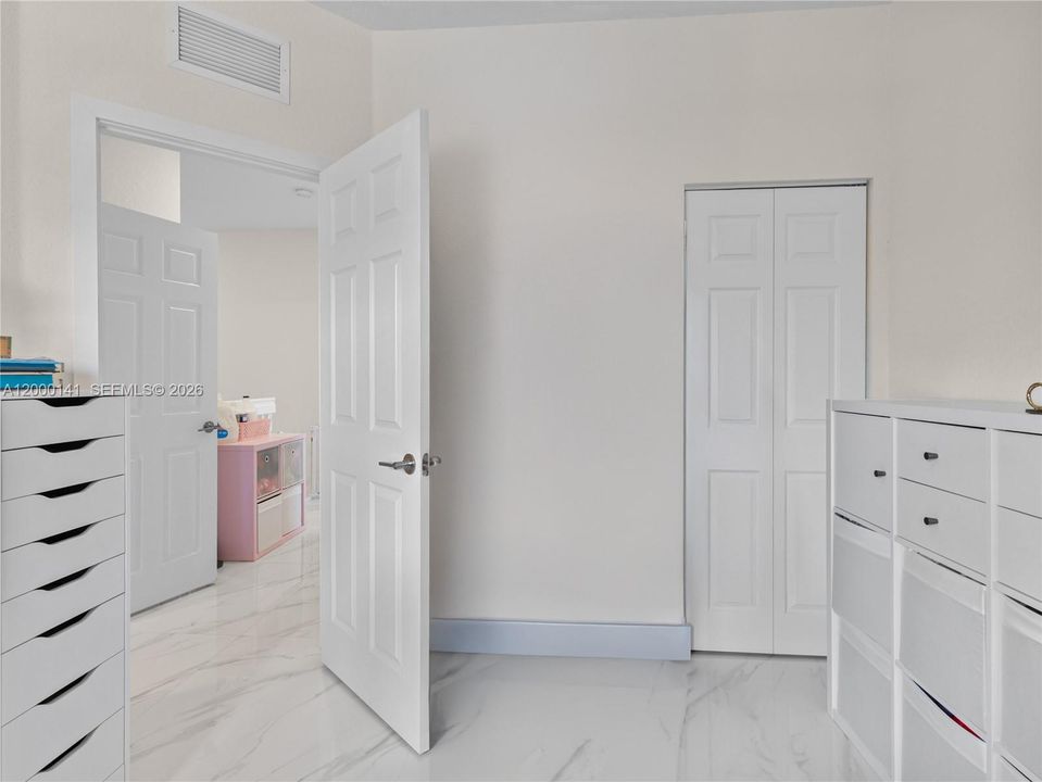 En Venta: $505,000 (3 camas, 2 baños, 1650 Pies cuadrados)