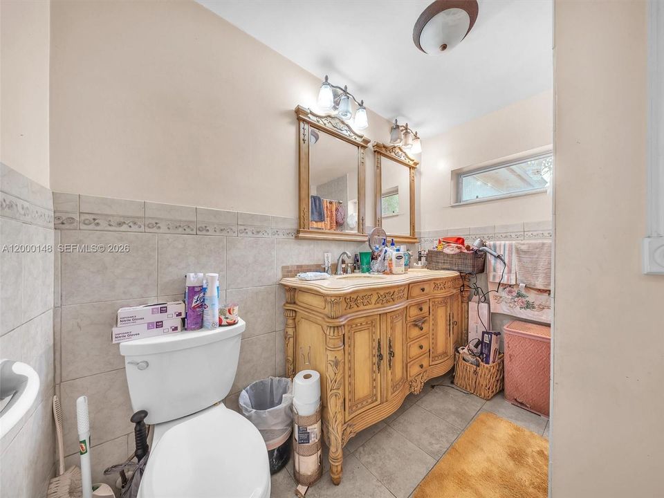 For Sale: $295,000 (3 beds, 1 baths, 1440 Square Feet)