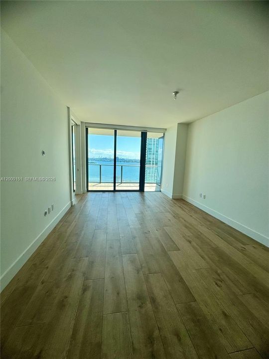 En Venta: $889,000 (2 camas, 3 baños, 1198 Pies cuadrados)