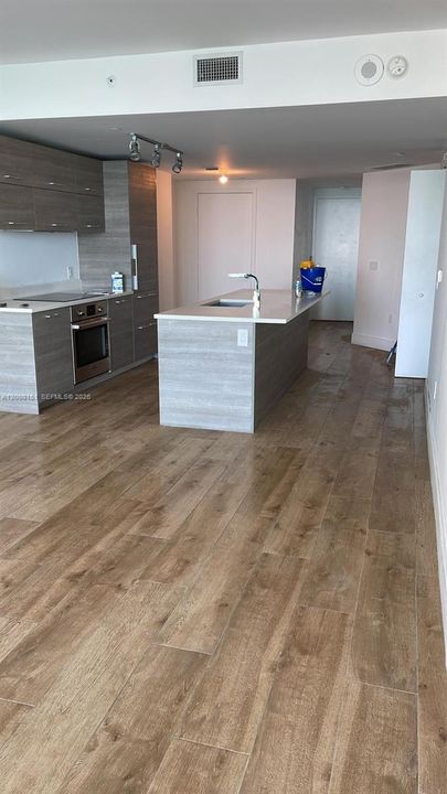 En Venta: $889,000 (2 camas, 3 baños, 1198 Pies cuadrados)