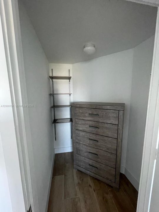En Venta: $889,000 (2 camas, 3 baños, 1198 Pies cuadrados)