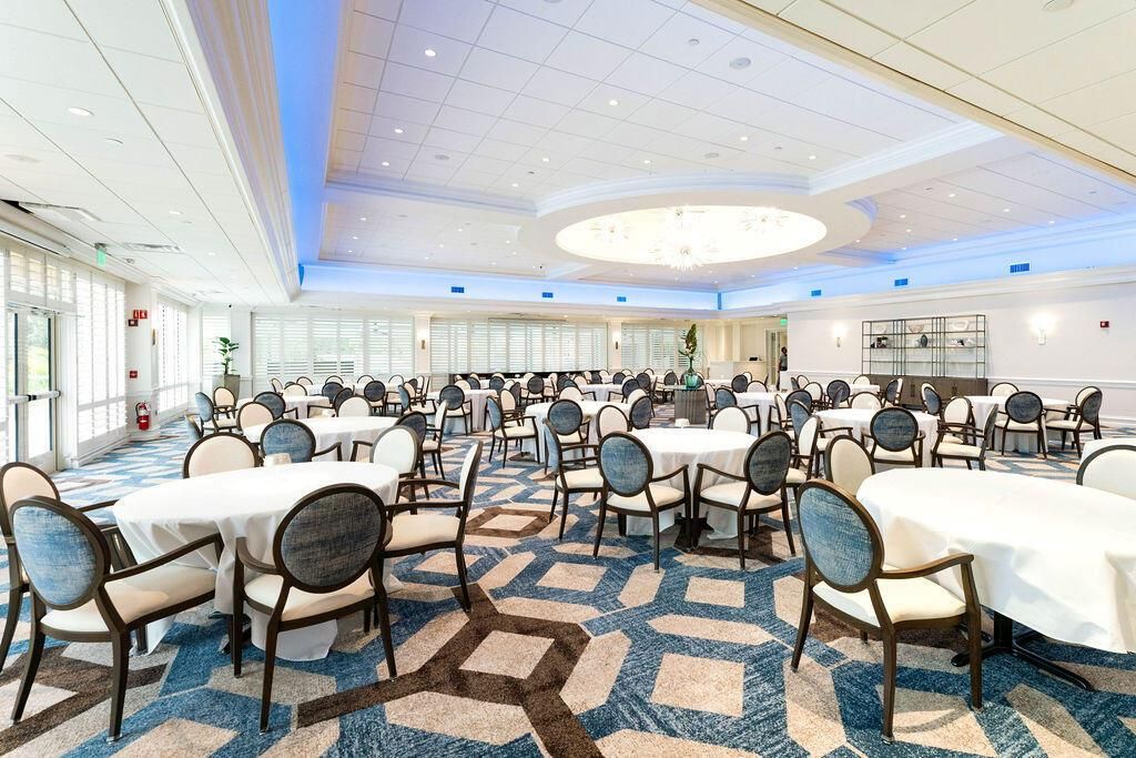 HR_DiningRoom