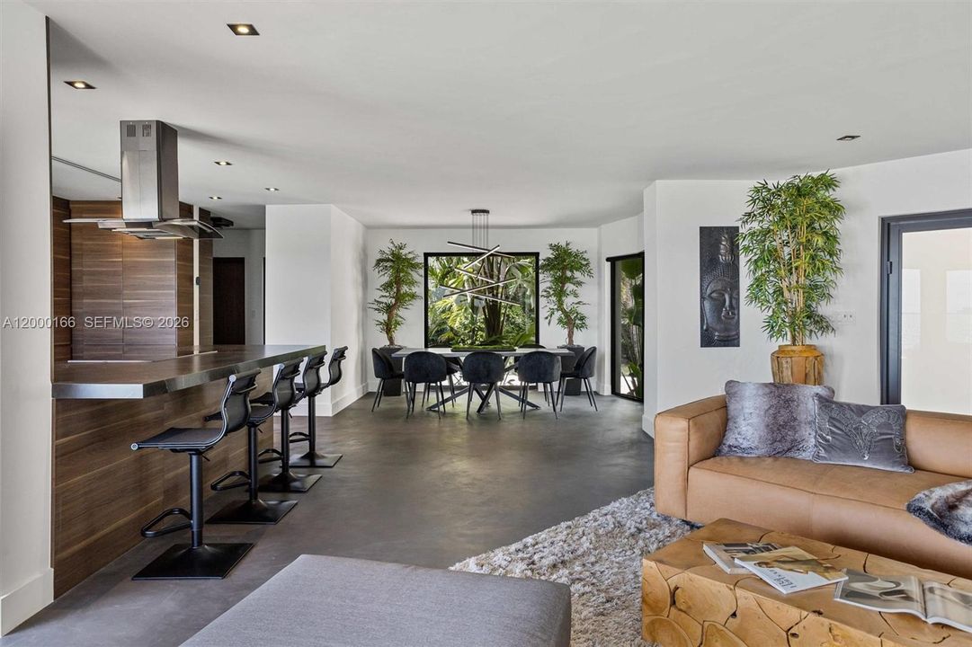 For Sale: $12,750,000 (5 beds, 4 baths, 3245 Square Feet)