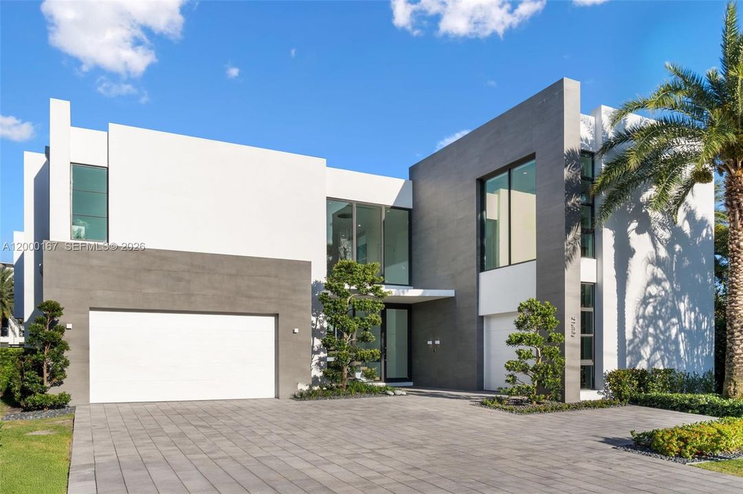 На продажу: $5,949,000 (5 спален, 5 ванн, 5484 Квадратных фут)