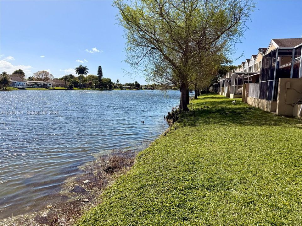 For Rent: $3,300 (3 beds, 3 baths, 1802 Square Feet)