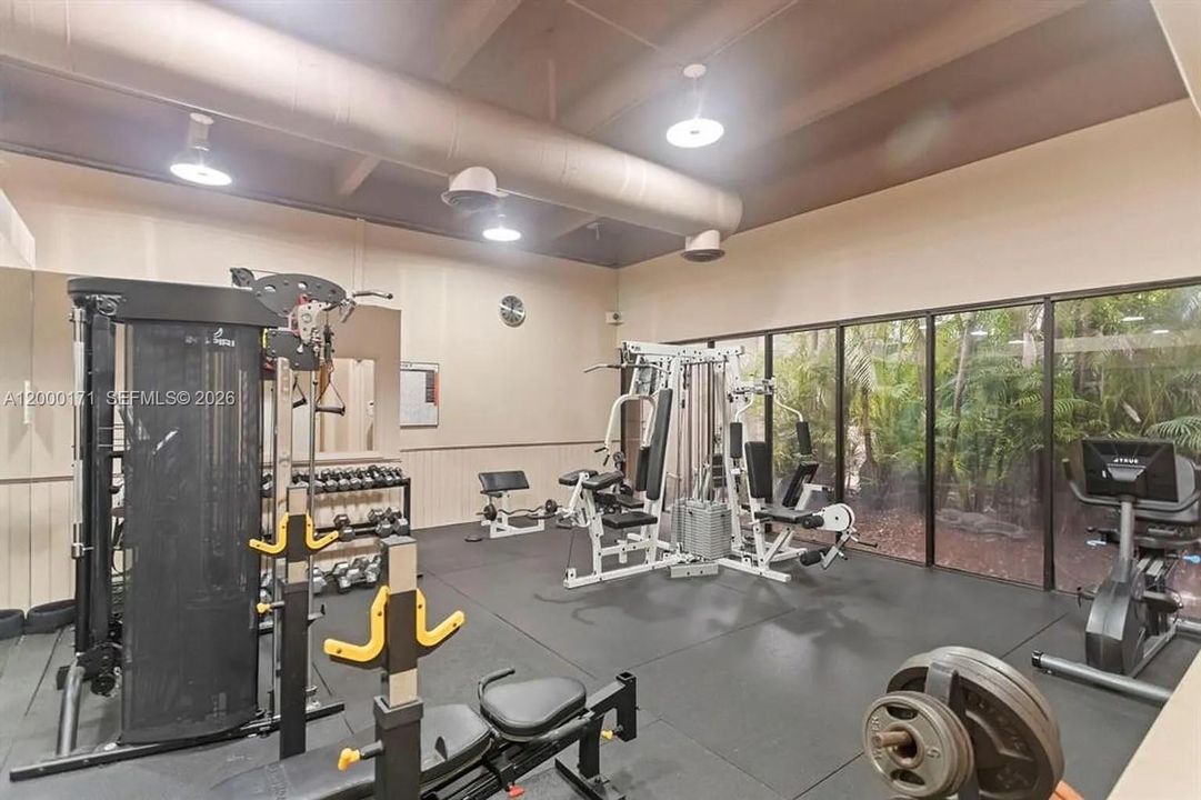 For Rent: $3,300 (3 beds, 3 baths, 1802 Square Feet)