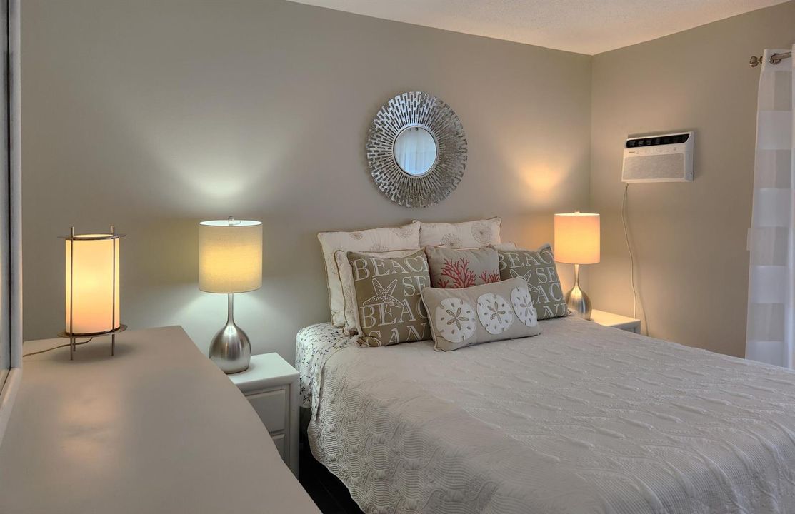 Lamps bedding and decor are included, ju