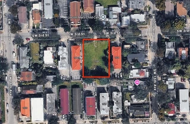 На продажу: $2,200,000 (0.34 acres)