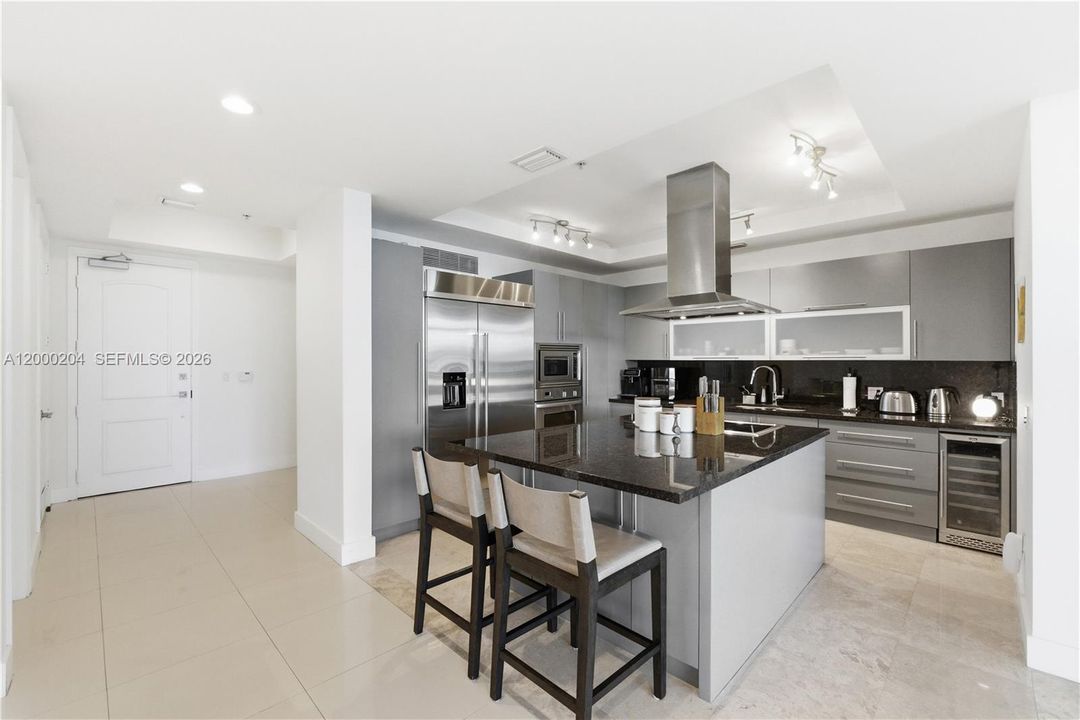For Sale: $1,950,000 (3 beds, 3 baths, 2394 Square Feet)