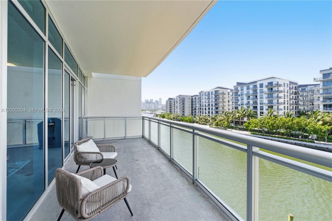 Wrap around Balcony