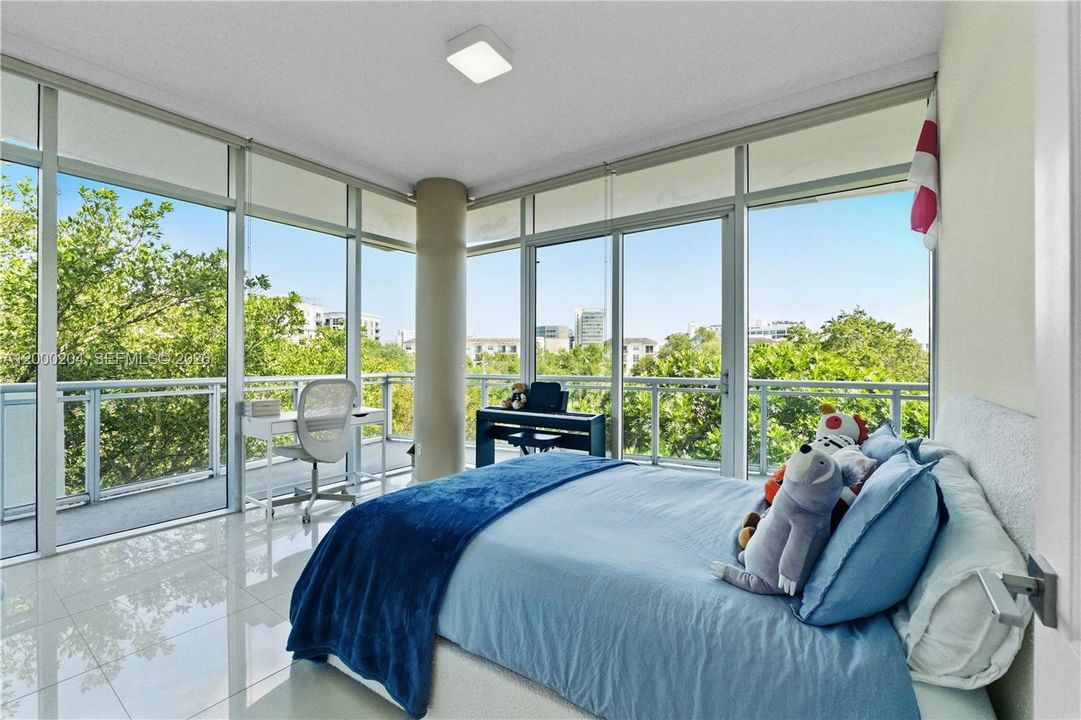 2nd Bedroom