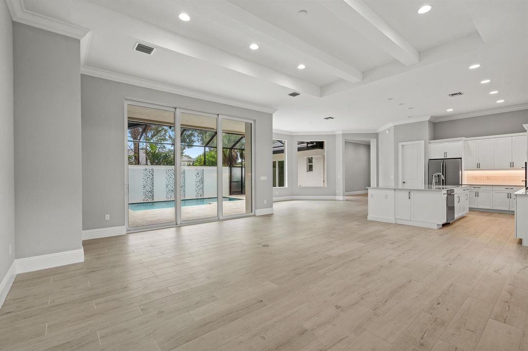 4133 Lucaya Pointe Wy_Dahlia_Lot 1_31
