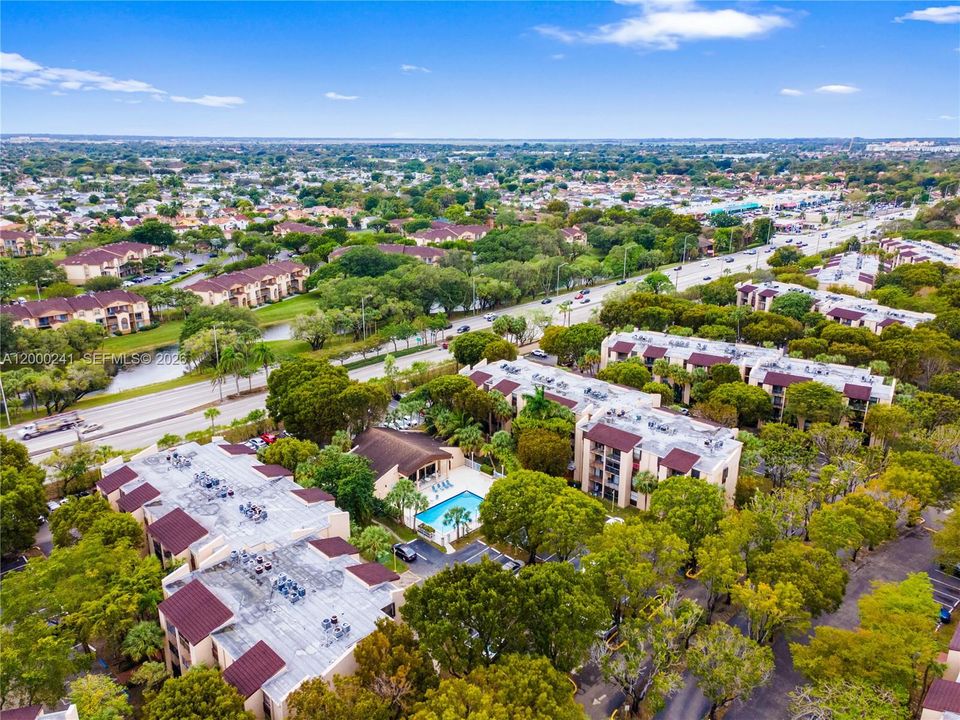 Recently Rented: $21,600 (1 beds, 1 baths, 614 Square Feet)
