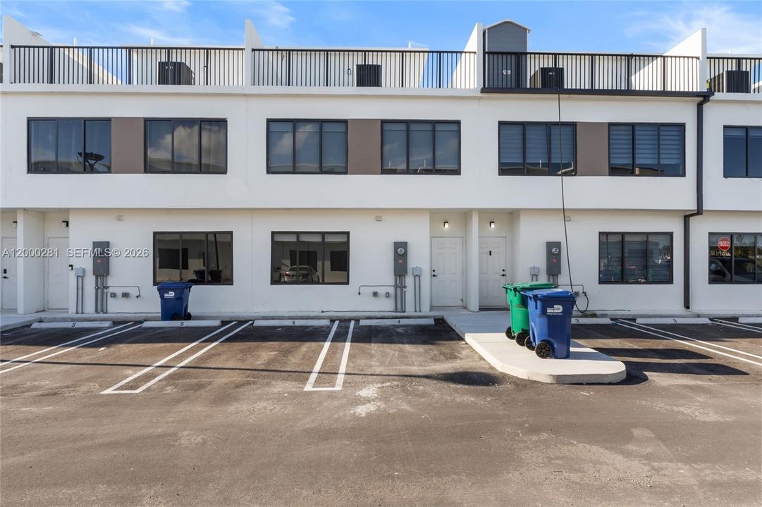 For Rent: $1,300 (0 beds, 1 baths, 0 Square Feet)