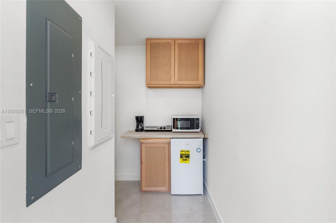 For Rent: $1,300 (0 beds, 1 baths, 0 Square Feet)