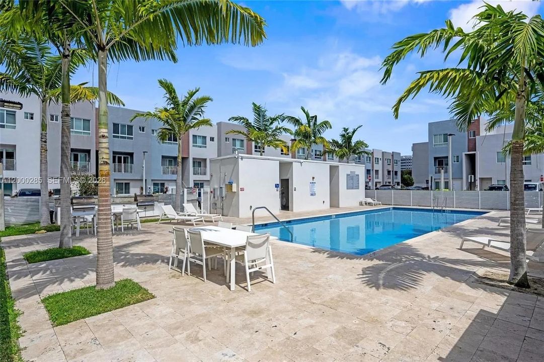 Activo con contrato: $475,000 (2 camas, 2 baños, 1392 Pies cuadrados)