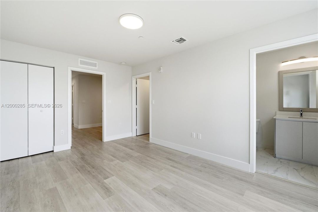 Activo con contrato: $475,000 (2 camas, 2 baños, 1392 Pies cuadrados)