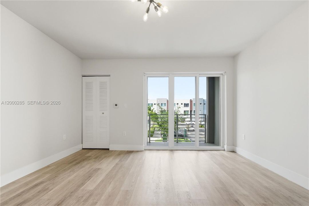 Activo con contrato: $475,000 (2 camas, 2 baños, 1392 Pies cuadrados)