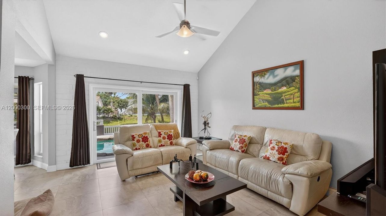 For Sale: $968,000 (4 beds, 3 baths, 2524 Square Feet)