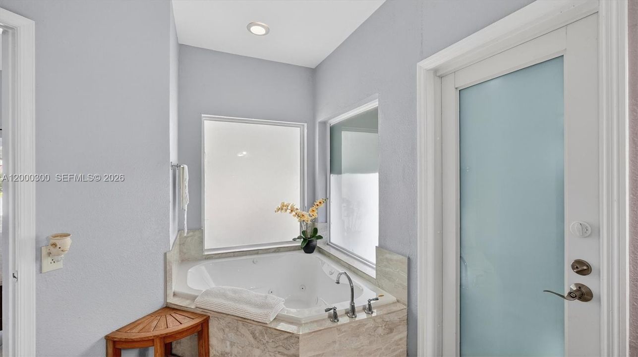 Tub