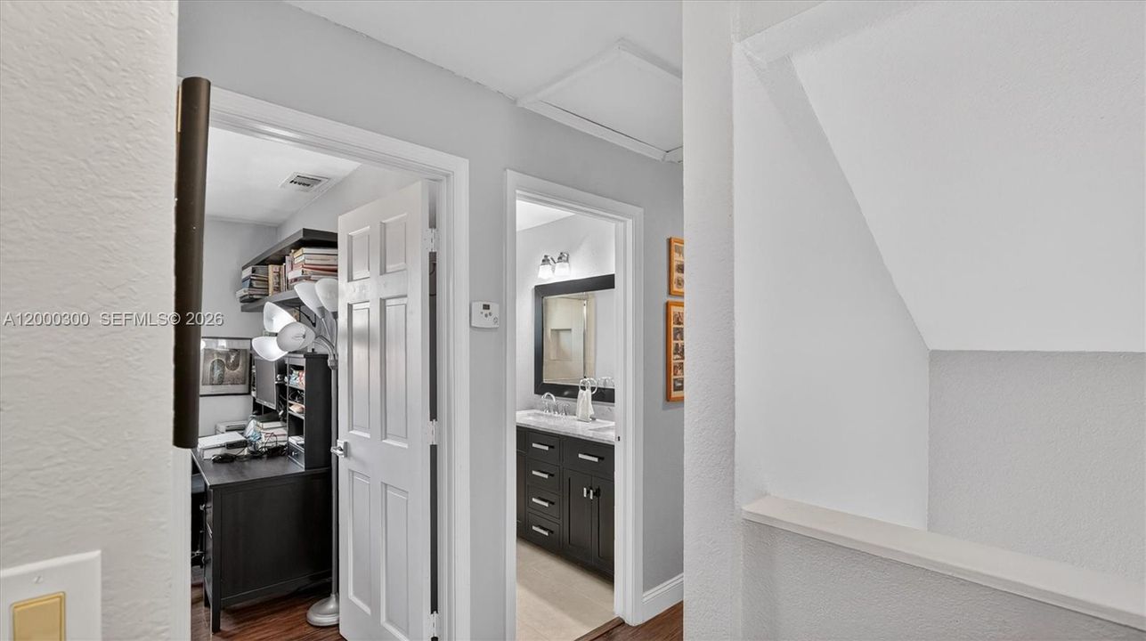 For Sale: $968,000 (4 beds, 3 baths, 2524 Square Feet)